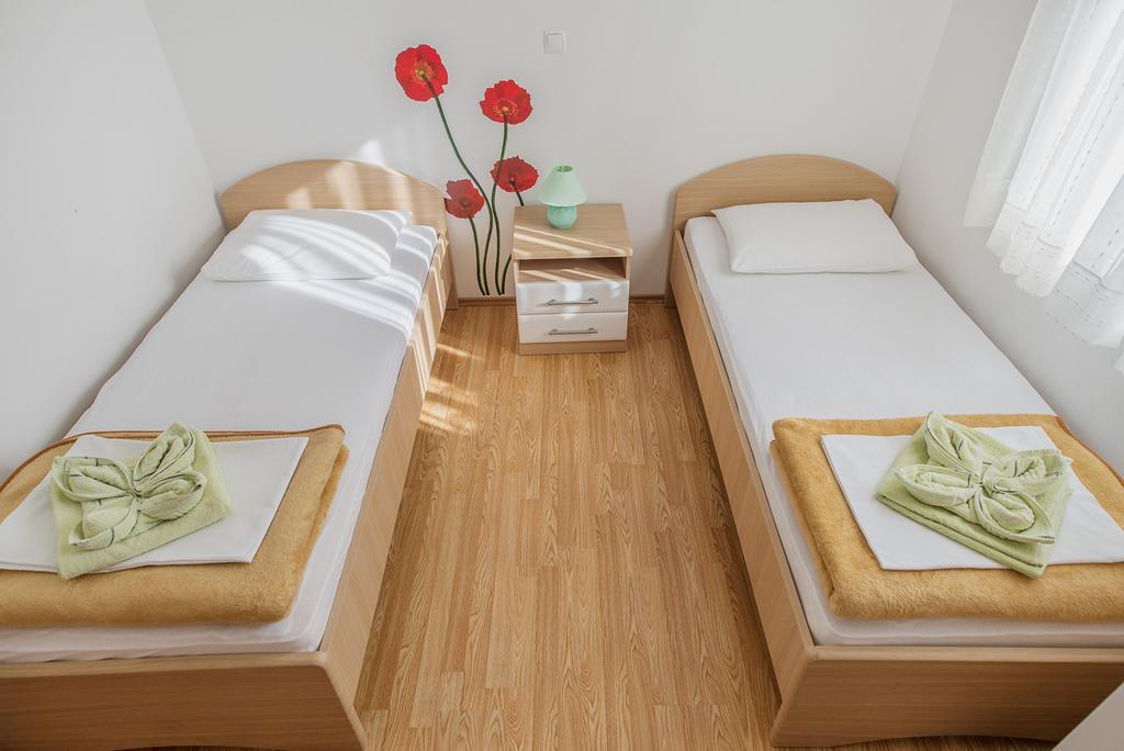 Apartments Mia Baška Extérieur photo