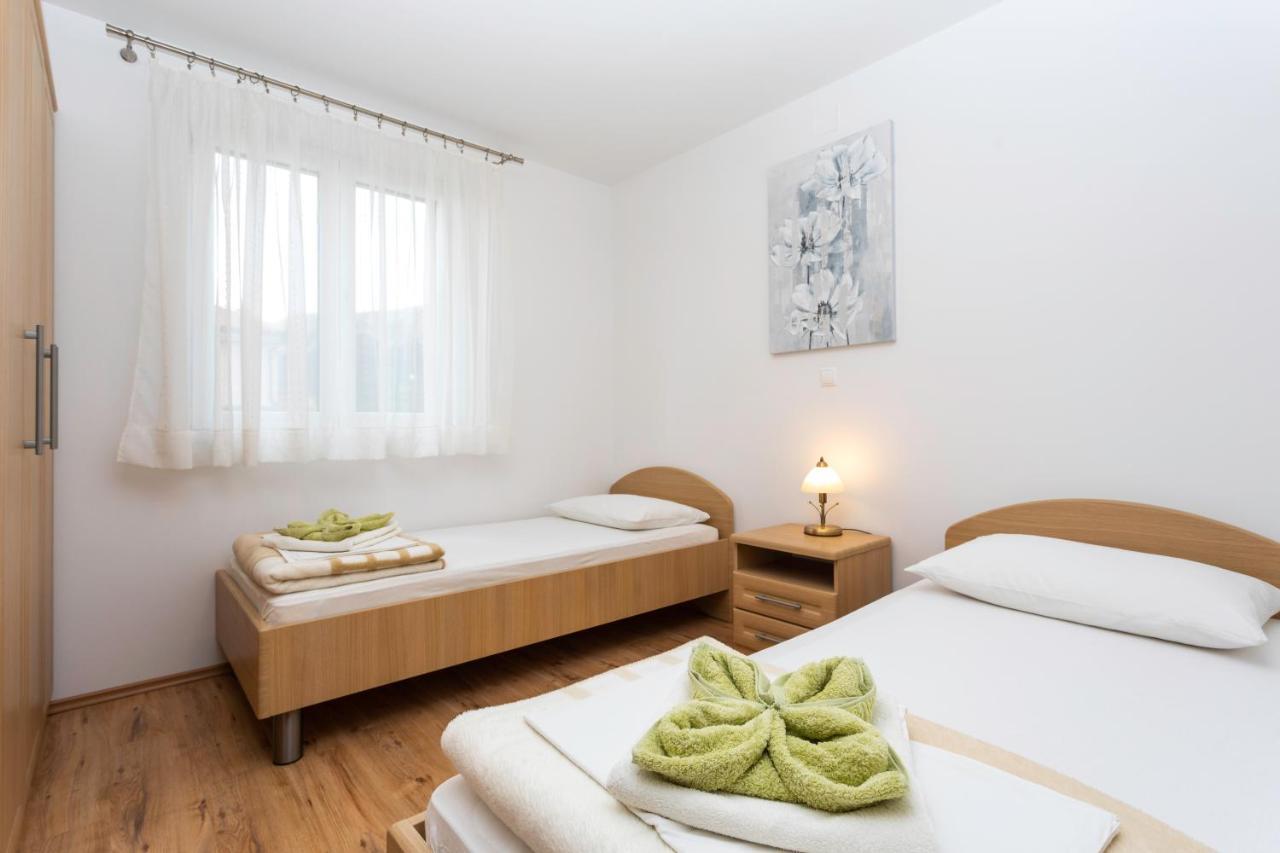 Apartments Mia Baška Extérieur photo